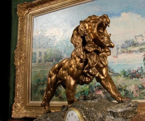 ***** Sold ***** Lion Rugissant Sur Un Rocher After T.f. Cartier